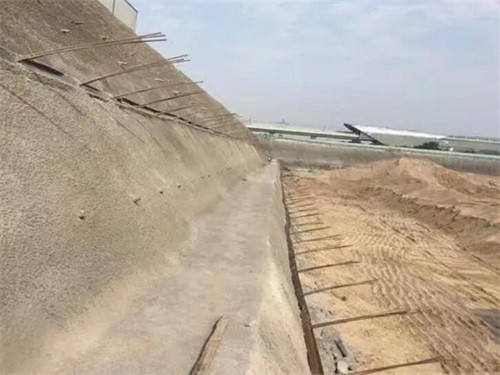 河东河道边坡加固